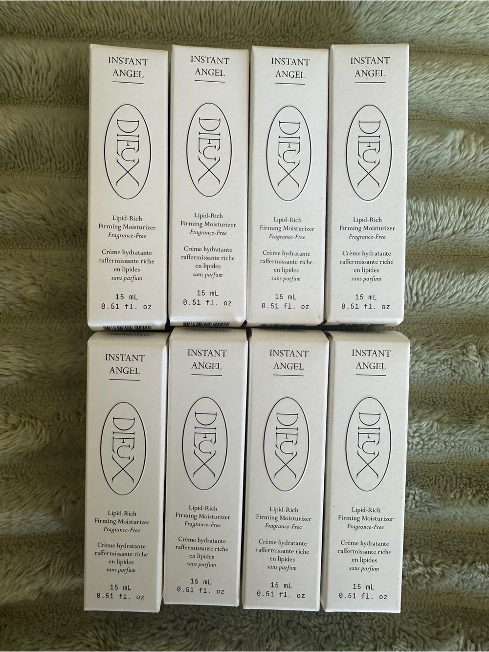 8 x 15 ml (120ml) Instant Angel Lipid-Rich Firming Moisturizer